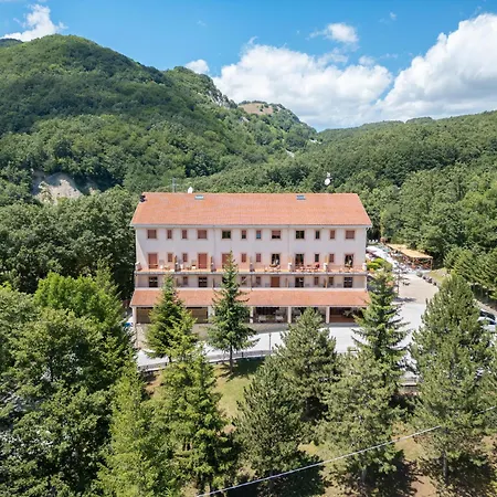 Rasinus Hotel 4*